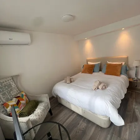 Yu Casa 4* Μαρμπέλλα