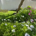 Yu Casa Guest house 3*